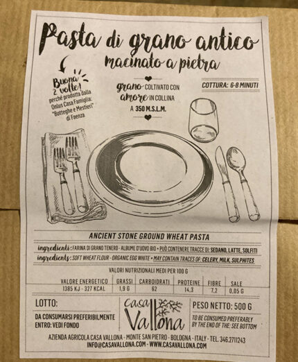 La lettura dell'etichetta (qui quella della bolognese Casa Vallona) permette di conoscere l'origine della materia prima