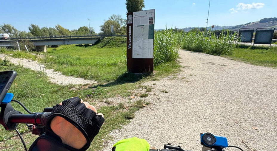 Un percorso accessibile e senza grosse diccioltà, tranne salite comunque dolci