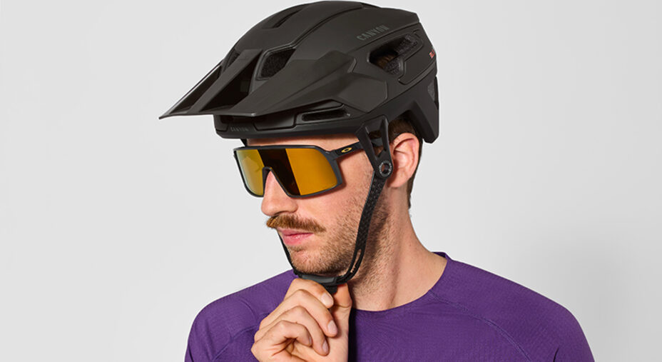 Canyon sbarca ufficialmente nella categoria dei caschi da mtb