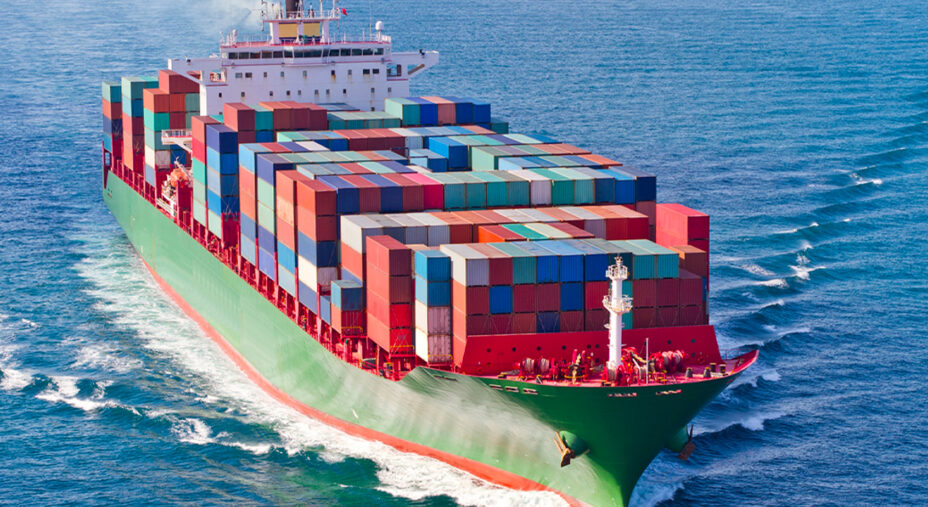 Al porto del Pireo, ad Atene, sono stati sequestrati 2.453 container contenenti merce di contrabbando (depositphotos.com)