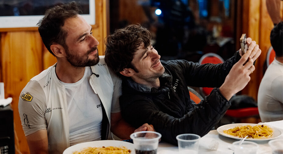 Prima tappa fatta per Juanjo e Javier: primo selfie della Across Andes (foto Aurum)