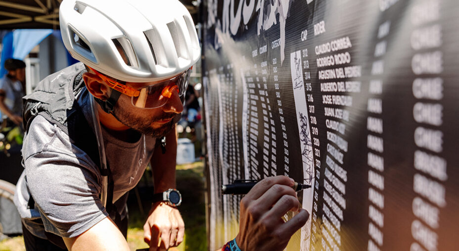Ritirato il pettorale, si firma: l'attesa è quasi finita (foto Aurum)