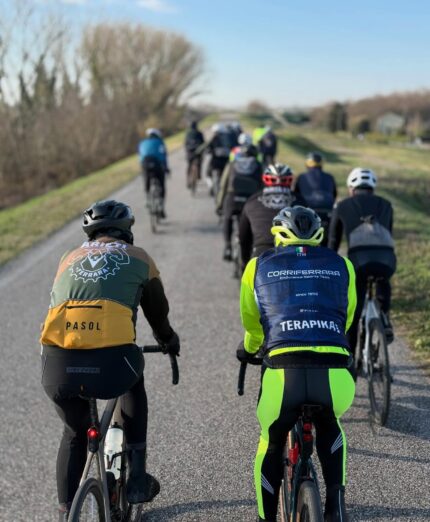 Rapha Festive 500, foto Fabio Carlini, ciclisti gruppo, inverno