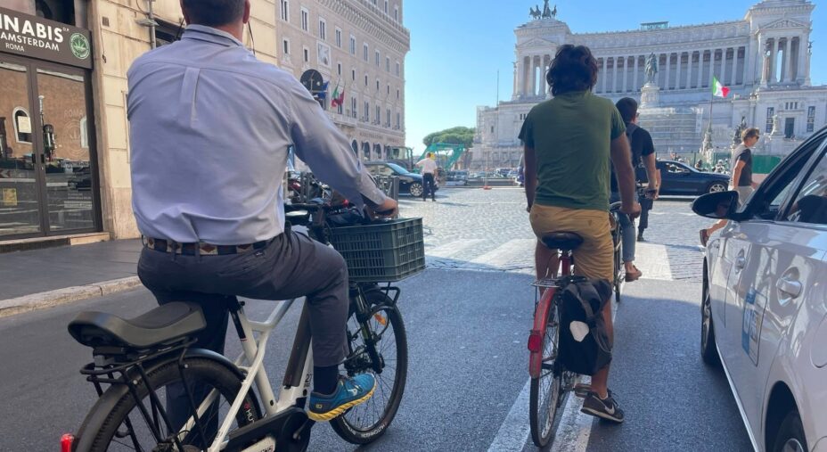 Roma città 30, Altare della Patria
