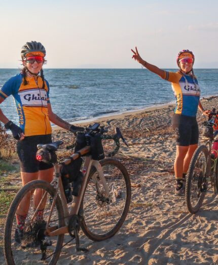 Ghiaia Explorers, ragazze, gravel, spiaggia, mare