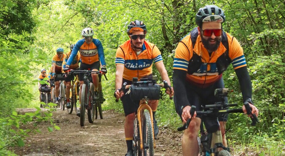 Ghiaia Explorers, gruppo, gravel