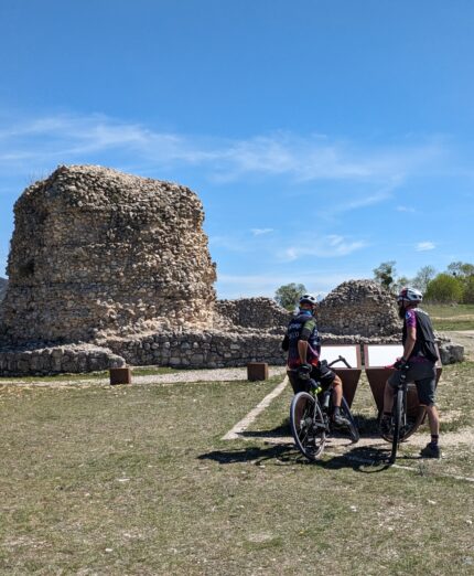 Abruzzo Gravel, storia, siti archeologici