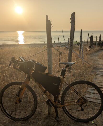 Abruzzo Gravel, mare, tramonto, spiaggia