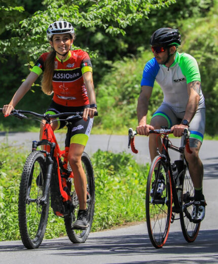 Alla Randonnée non partecipano solo ultracinquantenni. Merito del fascino del percorso