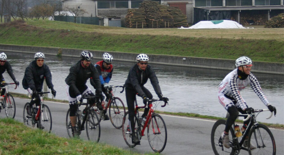 Il tradizionale appuntamento di Parabiago unisce appassionati della gravel a stradisti incalliti