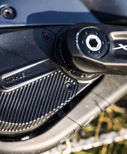 Il motore M40 ha numerosi spunti originali, addirittura l'adattamento alla frequenza cardiaca