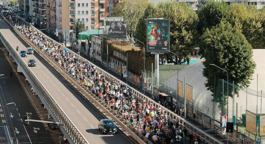 Il Ponte della Ghisolfa e il cavalcavia di viale Monte Ceneri nel giorno di Millemilabici (foto Filippo Giraudi)
