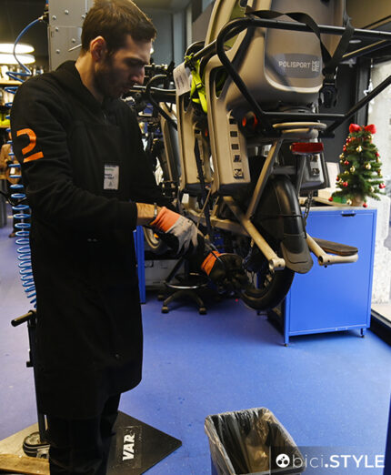 Cambio pastiglie per questa cargo di Decathlon con due seggiolini