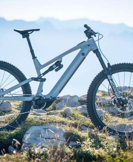 Le e-bike puntano alla versatilità ed unione delle piattaforme