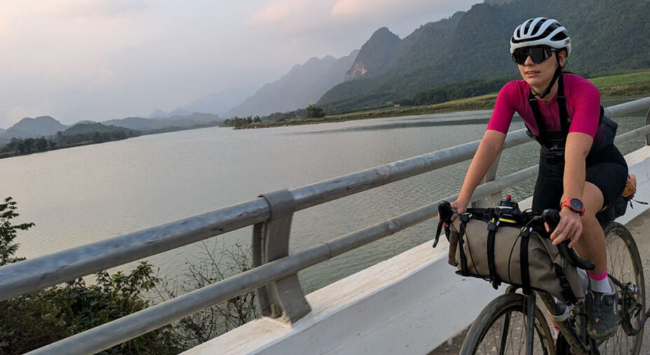 Ninh Binh, primi colpi di pedale attraverso il Vietnam