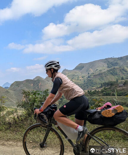 La strada verso Hua Tat è chiusa: il percorso alternativo è quasi più bello dell'originale. Si prosegue verso Ta Xua