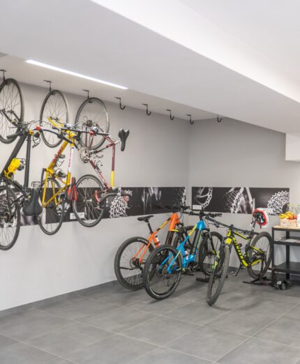 Hotel Raffy, Diano Marina, bike room