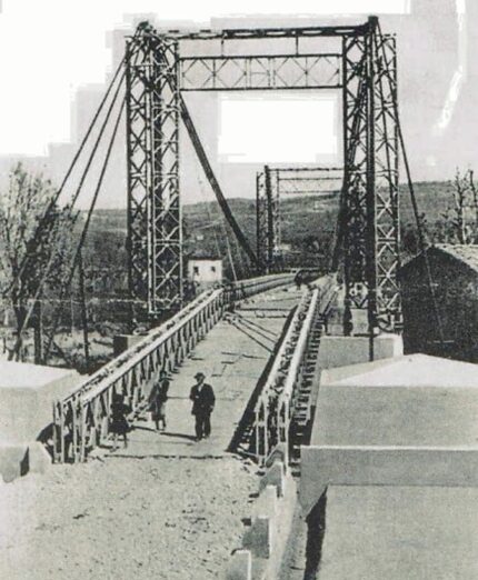 Todi Bailey Gravel, ponte