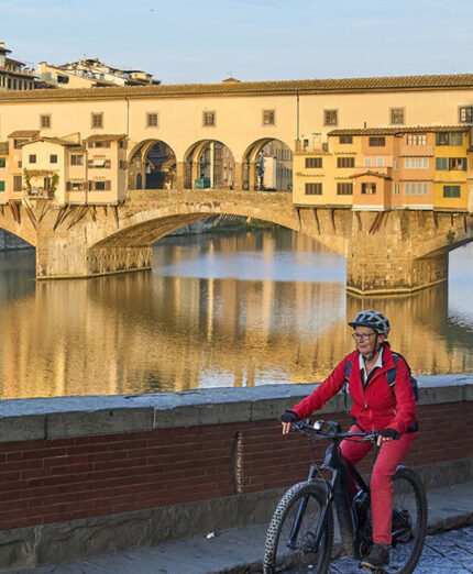Ponte Vecchio sullo sfondo, un "unicum" non solo in Italia (foto Moser/Getty Images)