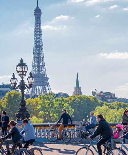 Parigi, sede di Copenhagenize, si sta fortemente indirizzando verso la mobilità sostenibile
