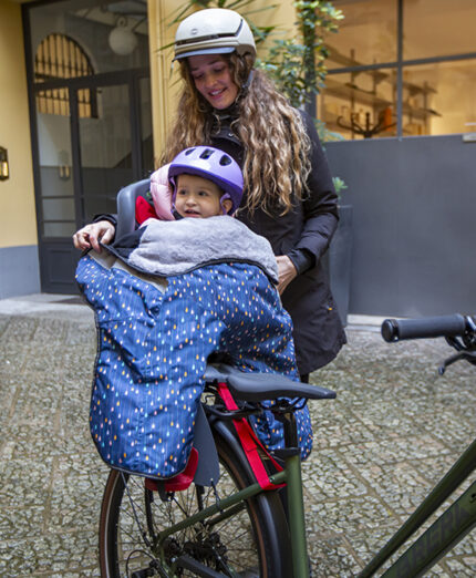 Pratico e avvolgente, Opossum resiste bene a pioggia, vento e brevi nevicate