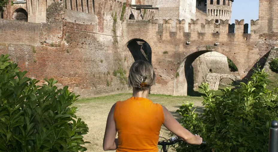 Il Giro dei 4 Castelli nel Parco Oglio Nord è un itinerario battutissimo anche nel gravel