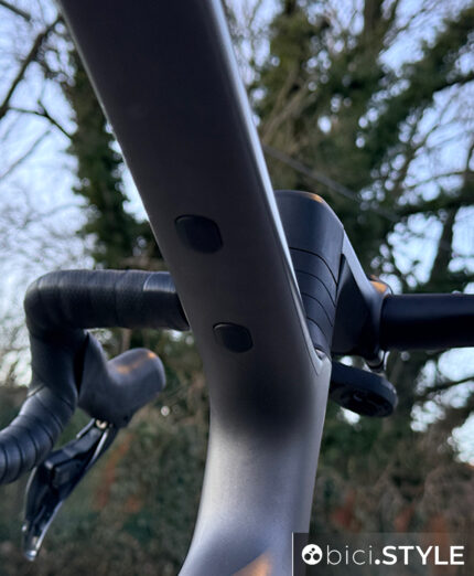 Scott Addict, fuori dai luoghi comuni e una bici moderna. Il test completo