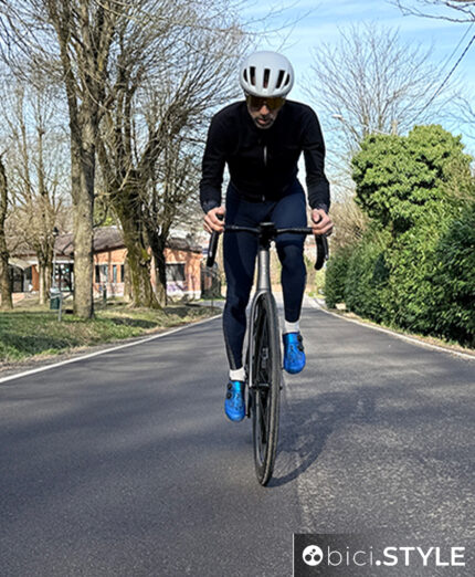 Scott Addict, fuori dai luoghi comuni e una bici moderna. Il test completo