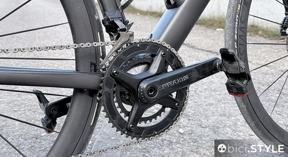 Nuova BMC AMP 01, una e-road discreta nell'erogazione e super elegante