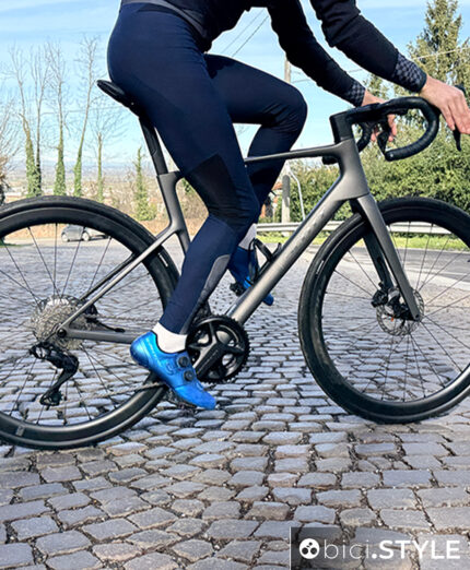 Scott Addict, fuori dai luoghi comuni e una bici moderna. Il test completo