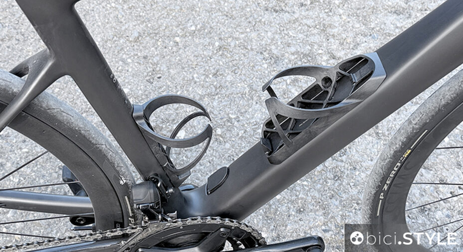 Nuova BMC AMP 01, una e-road discreta nell'erogazione e super elegante