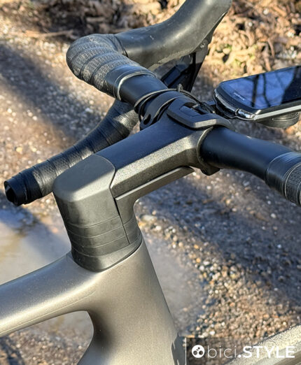 Scott Addict, fuori dai luoghi comuni e una bici moderna. Il test completo