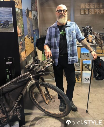 Biri Bikerando cavalletto telescopico, cicloviaggio, borse