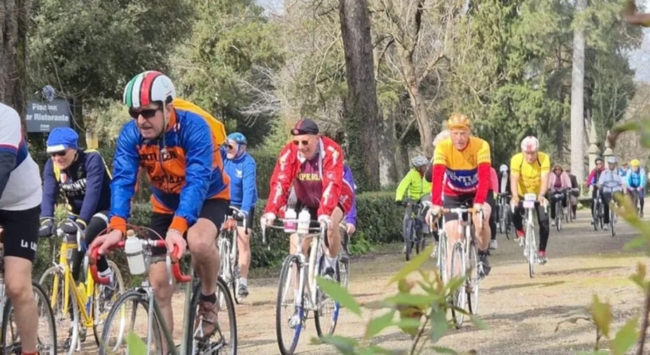 Giro d’Italia d’epoca, molto di più che un ciclismo “vintage”