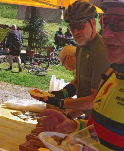 Se al sabato l'Aquila Gravel avrà un forte sapore agonistico, alla domenica spazio per i cicloturisti