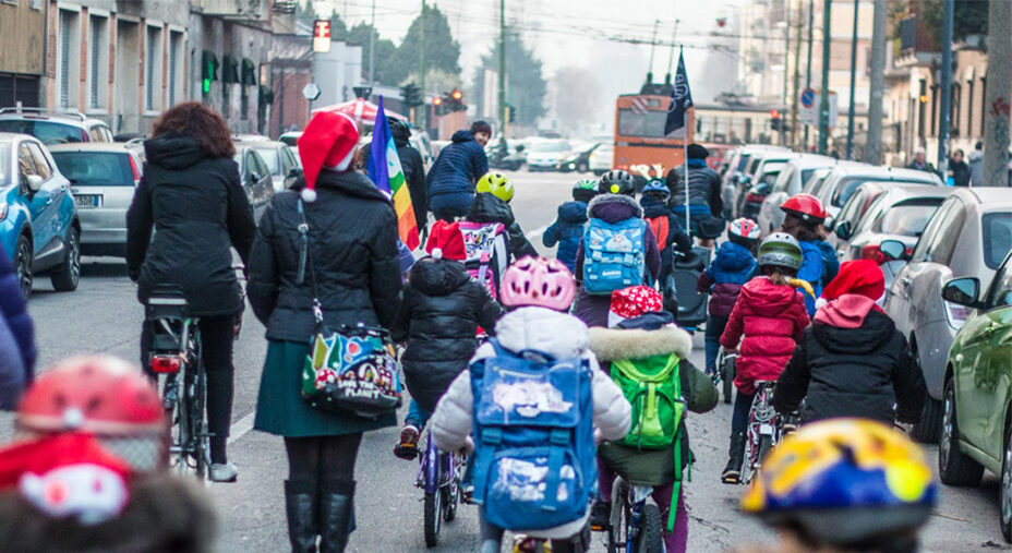 Massa Marmocchi è diventata nel tempo un riferimento a Milano per chi vuole portare i bimbi a scuola in bici