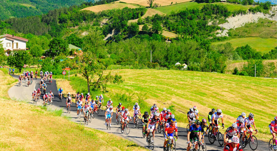 Il Barbotto è la salita per eccellenza della Nove Colli, con un lungo serpentone sui suoi tornanti