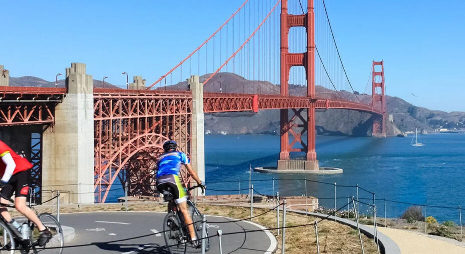 Il famoso ponte di San Francisco. La città USA, famosa per le sue salite, è per molti una vera sfida su due ruote