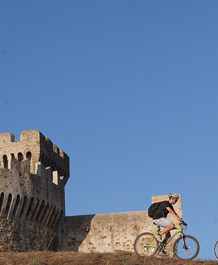 La Toscana è divisa in 28 Comunità d'Ambito che promuovono il turismo. Qui la Costa degli Etruschi (foto Caracciolo)