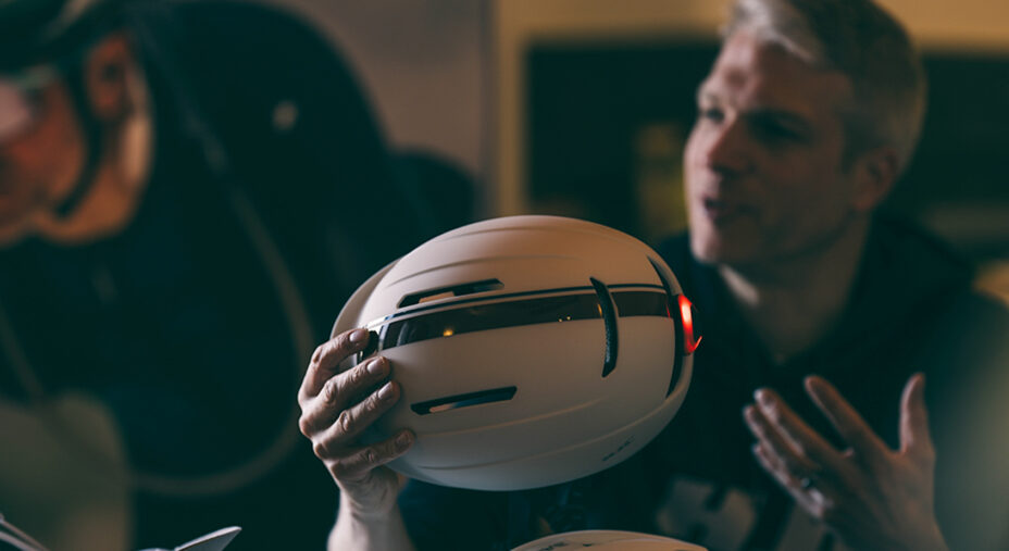 Il ciclista urban ha un nuovo alleato, è un casco HJC e si chiama Route