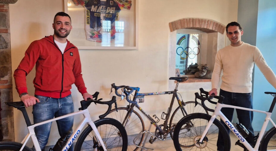Anche Colnago, con cui Franco vinse le due Roubaix, ha inteso celebrare la nascita della ASD Franco Ballerini