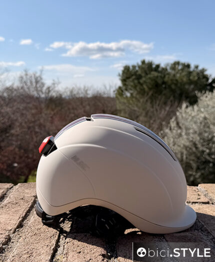 Il ciclista urban ha un nuovo alleato, è un casco HJC e si chiama Route