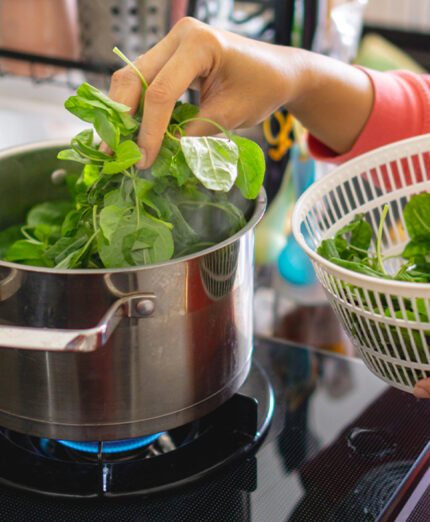 Per conservare meglio le verdure, il blanching è una pratica molto efficace (depositphotos.com)