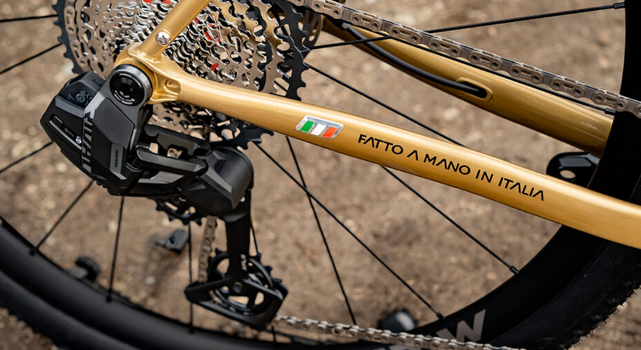 Officina Battaglin Milano, gravel accessibile, un'opera d'arte in acciaio