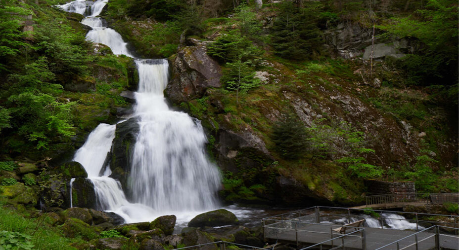 A Triberg im Schwarzwald, nella Foresta Nera, si trovano inoltre le più alte cascate della Germania (depositphotos.com)