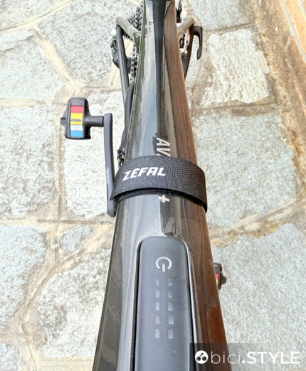 Zéfal Adventure, la pompetta intelligente e portatile