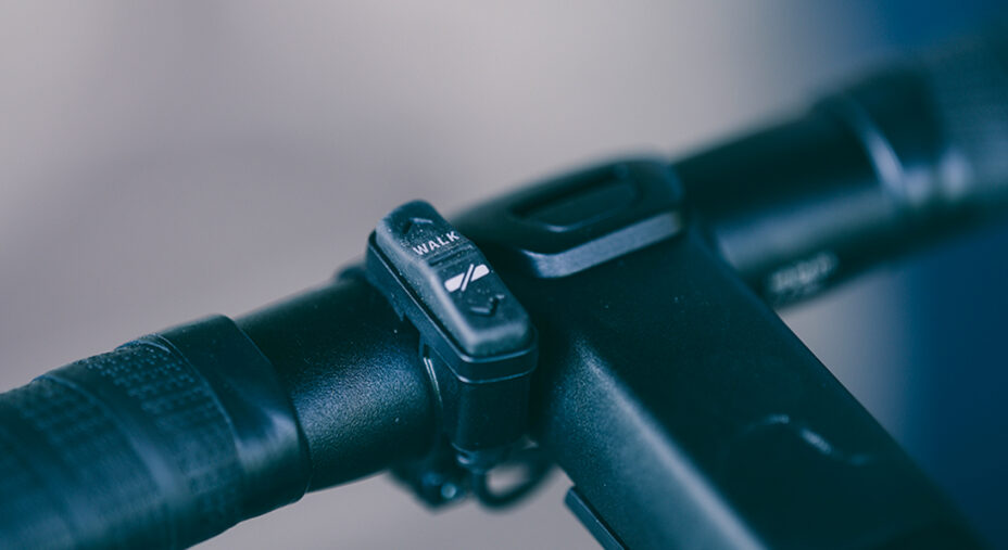 Nuova BMC AMP 01, e-road discreta nell'erogazione e super elegante