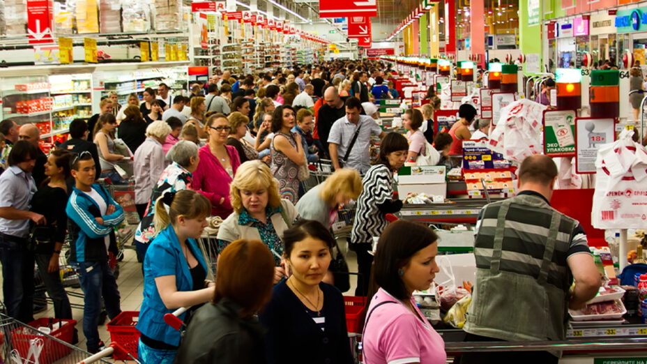 Spesa, supermercato, alimentazione, fila alle casse, Auchan (depositphotos.com)