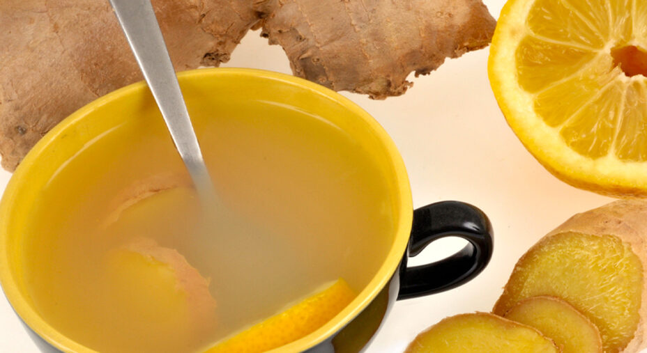 Un infuso di zenzero in acqua calda può essere una scelta sensata contro il raffreddore (depositphotos.com)