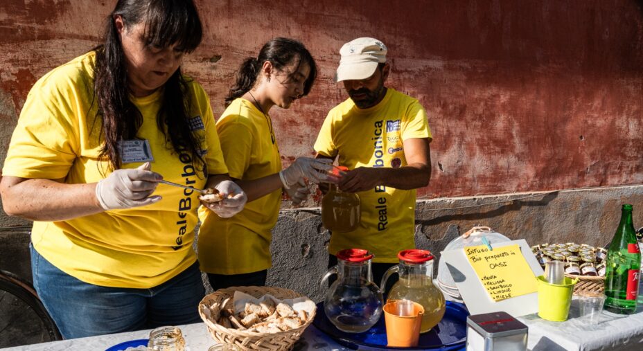Randonnée Reale Borbonica, Campania in bici, ristori